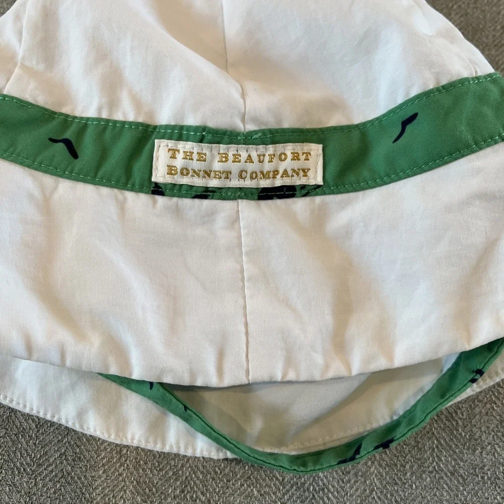 The Beaufort Bonnet Co White Green Blue Ducks Sun Hat Medium Wide Brim NWOT